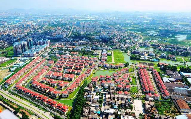 南頭鎮(zhèn)力取疫情防控和構建現(xiàn)代化產(chǎn)業(yè)體系雙勝利